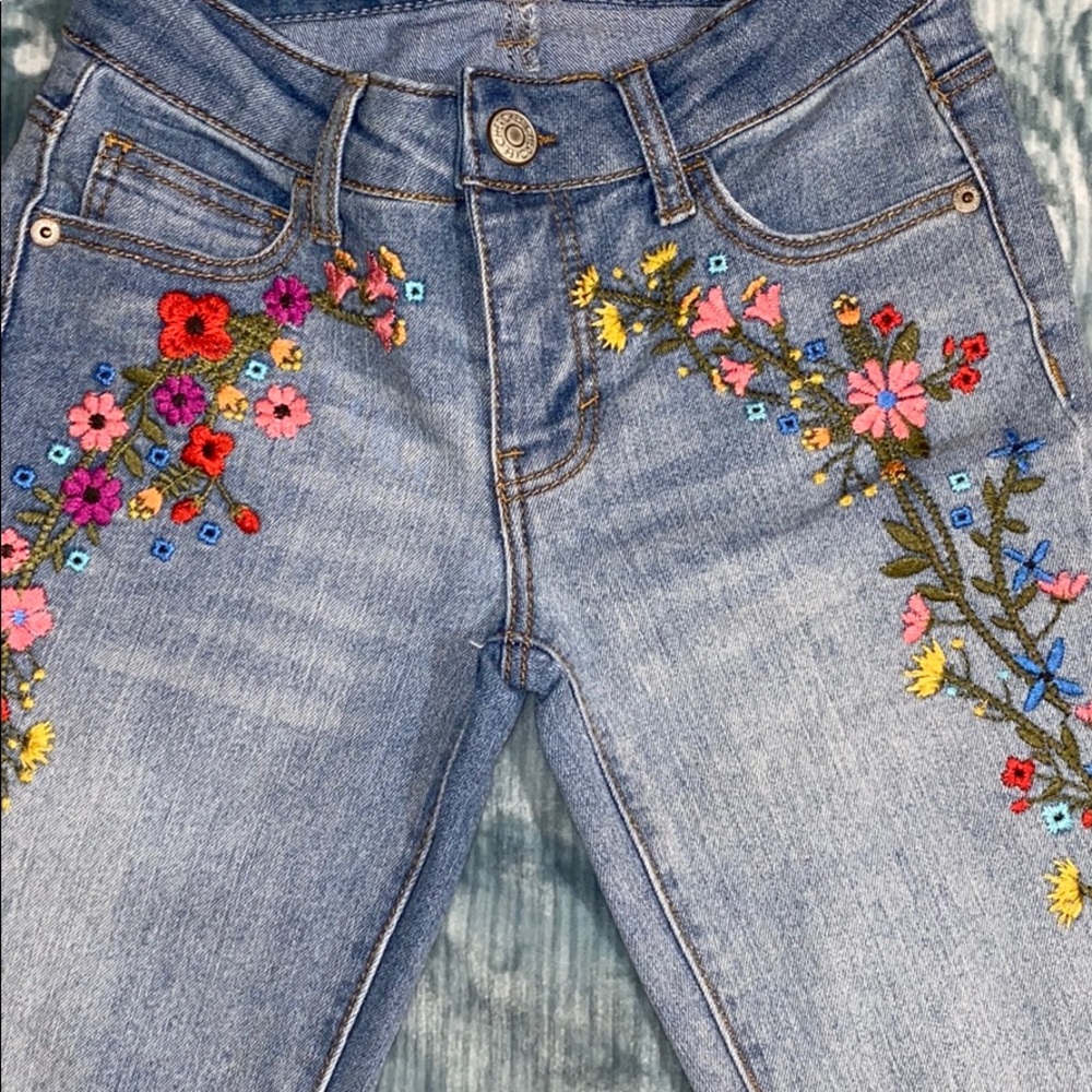 Girls Jeans - Picture 2 of 9